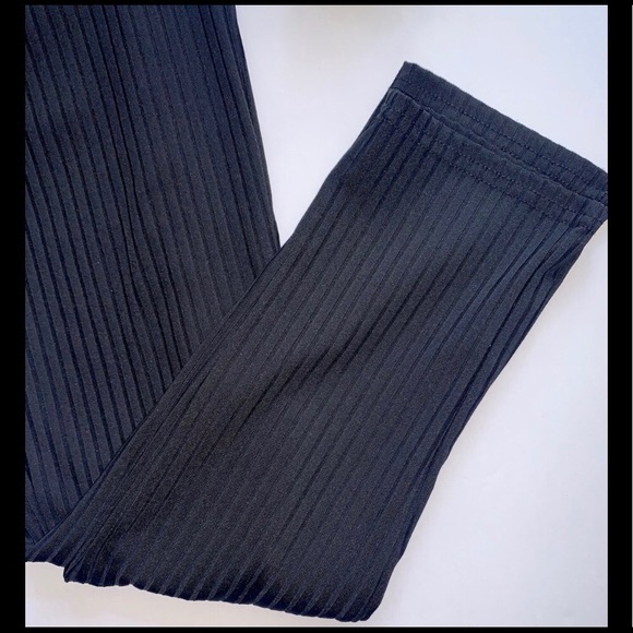 Ribbed Leggings - Picture 3 of 3